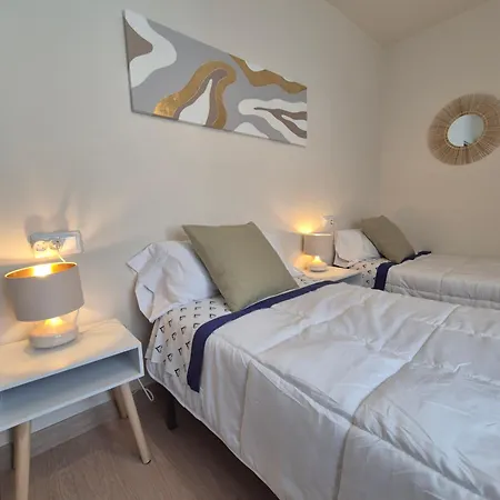 1a158 Amplio Apto Centro De By R2r Consulting